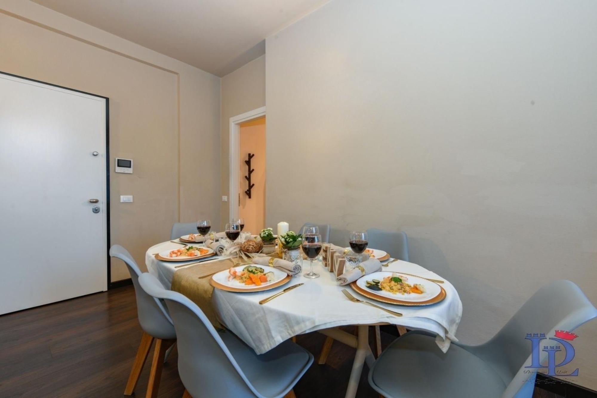 Desenzanoloft Official Partner Marriott Homes & Villas - A Casa Di Sara Family Apartment With Private Parking Desenzano del Garda Ngoại thất bức ảnh