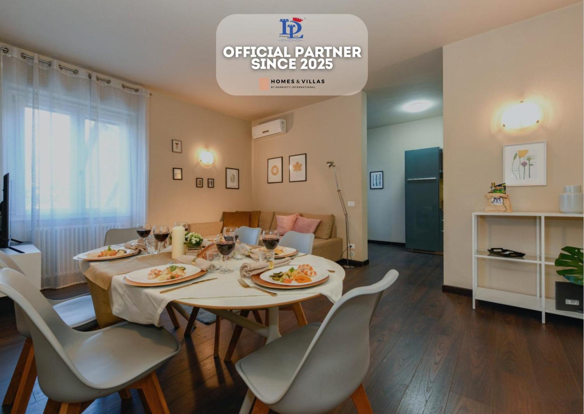 Desenzanoloft Official Partner Marriott Homes & Villas - A Casa Di Sara Family Apartment With Private Parking Desenzano del Garda Ngoại thất bức ảnh